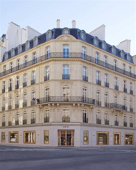 dior paris boutique avenue montaigne